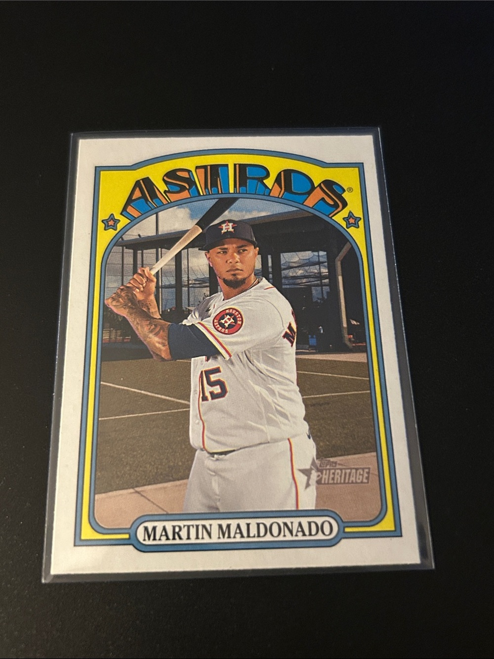 Topps Heritage Martin Maldonado Baseball Card